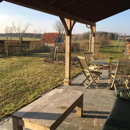 De Hostelier Bed & Breakfast Ursel